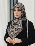 روسری ابریشم توییل دور دست دوز طرحدار قواره ۹۰